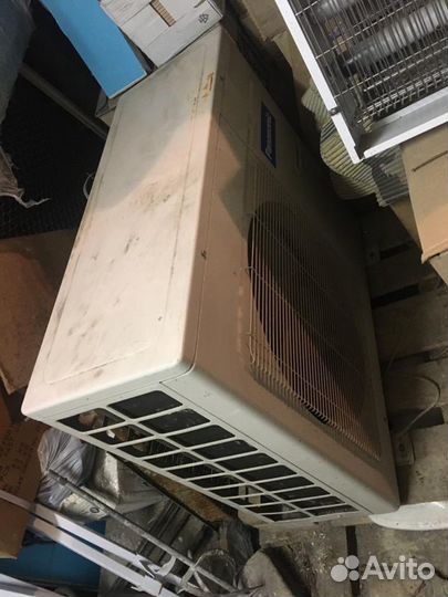 Кондиционер потолочный Panasonic 18 б/у