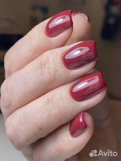 Маникюр и педикюр