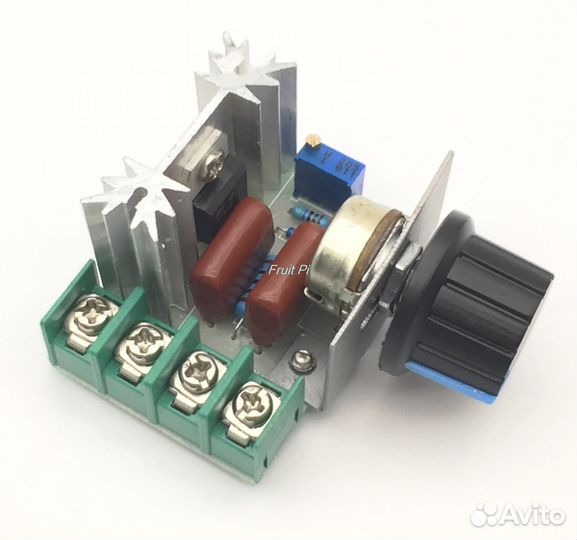 Регулятор напряжения 220В