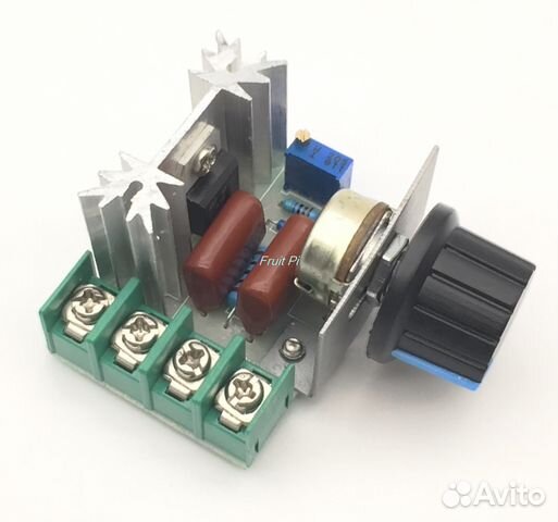 Регулятор напряжения 220В