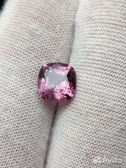 Шпинель 2.70 ct