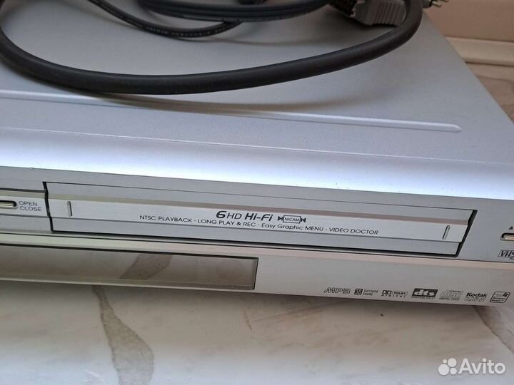 DVD и кассетный плеер