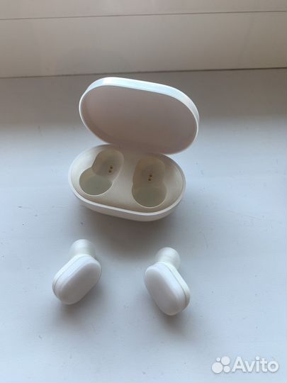 TWS наушники на запчасти/ремонт/восстановление