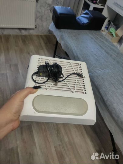 Маникюрный пылесос бу