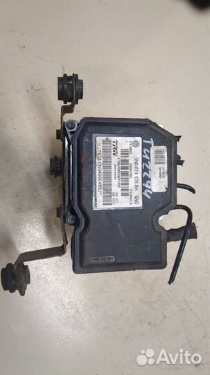 Блок абс, насос Volkswagen Tiguan, 2011