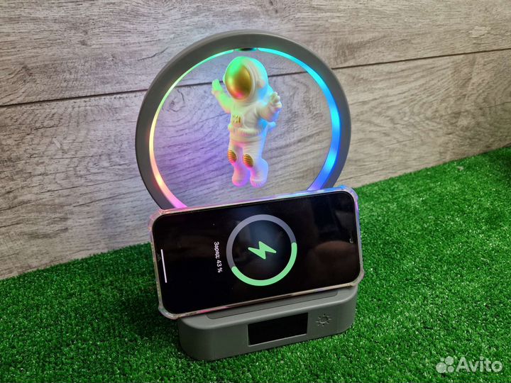 Светильник с блютуз колонкой