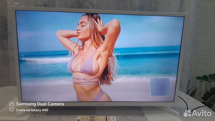 Телевизор Samsung SMART tv 32 дюйма