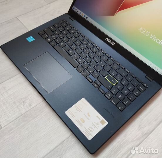 Новый Asus\FHD IPS\Intel 10GEN\SSD\Полный комплект