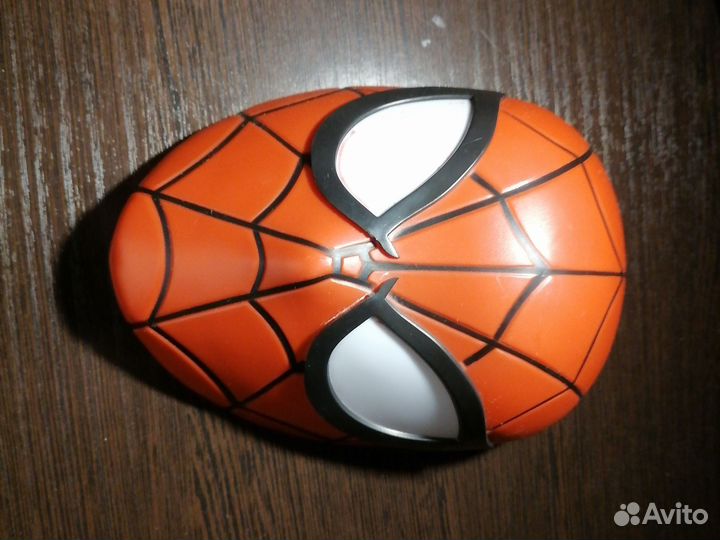 Светильник человек-паук