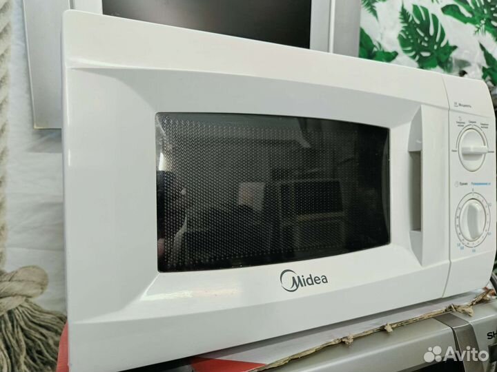 Микроволновая печь Midea