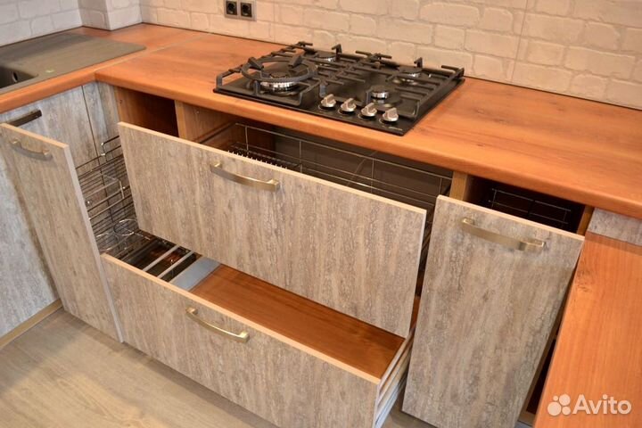 Кухонный гарнитур 