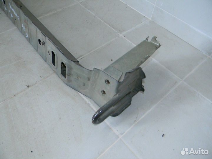 Балка подрадиаторная Outlander (GF) 2012