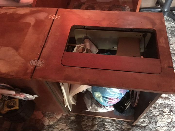 Швейная машинка 