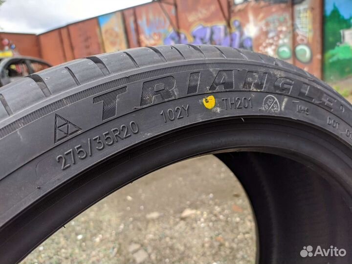 Triangle TH201 275/35 R20 102Y