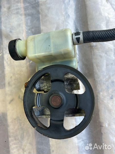 Насос гидроусилителя руля Mazda 6 LF 2008