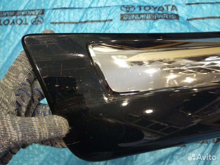 Молдинг Ленд Крузер 200 задний правый черный 12-15