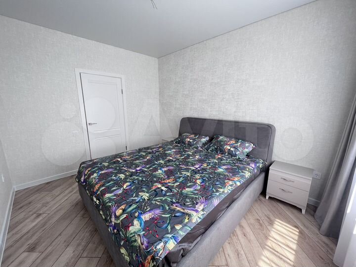 2-к. квартира, 64 м², 4/16 эт.