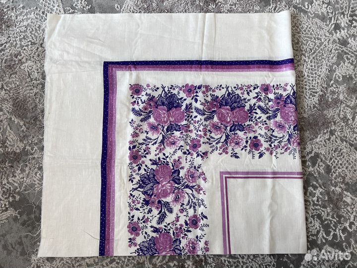 Скатерть лен СССР новая(1.5*1.5)