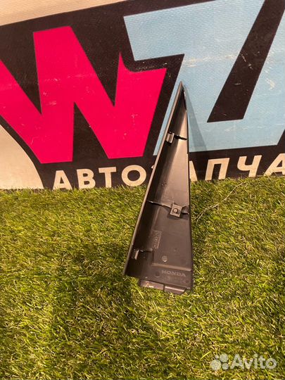 Накладка двери внутренняя задняя левая Honda HR-V