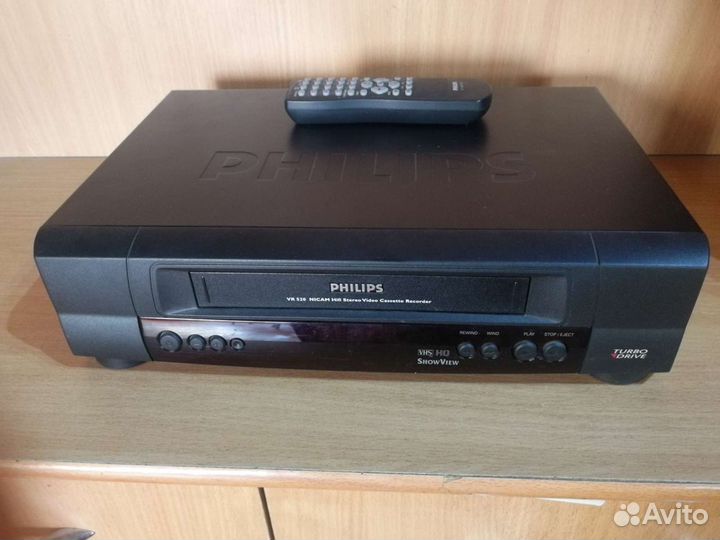 Видеомагнитофон