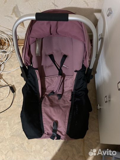 Продам детскую переноску автомобильную
