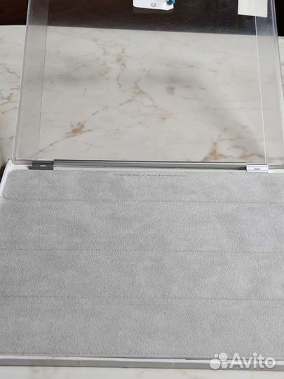 Защита и подставка новая для iPad из Сингапура