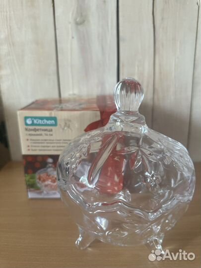 Конфетница новая