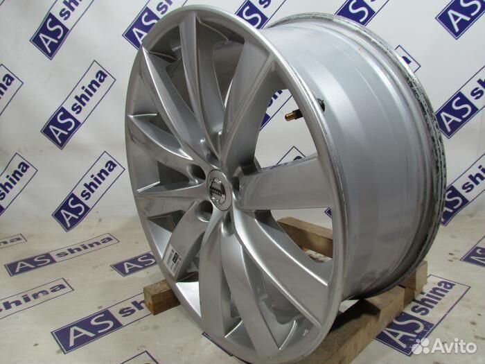 Диски Volvo R19 Литые 5x108 J8 S3