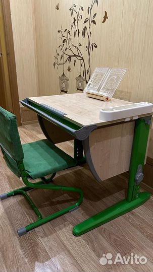 Детская парта со стулом