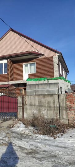 Коттедж 405,3 м² на участке 10 сот.