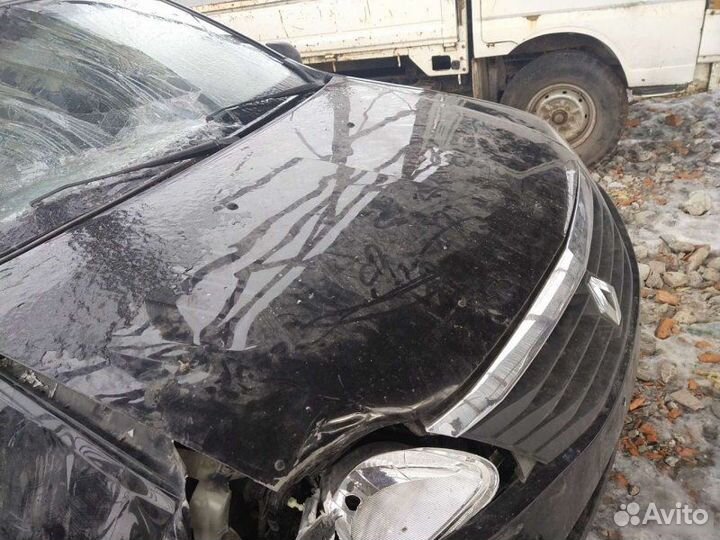 Капот Renault Logan 2
