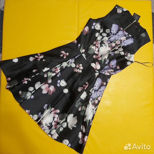 Платье новое 44