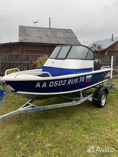 Лодка Quintrex 390 long
