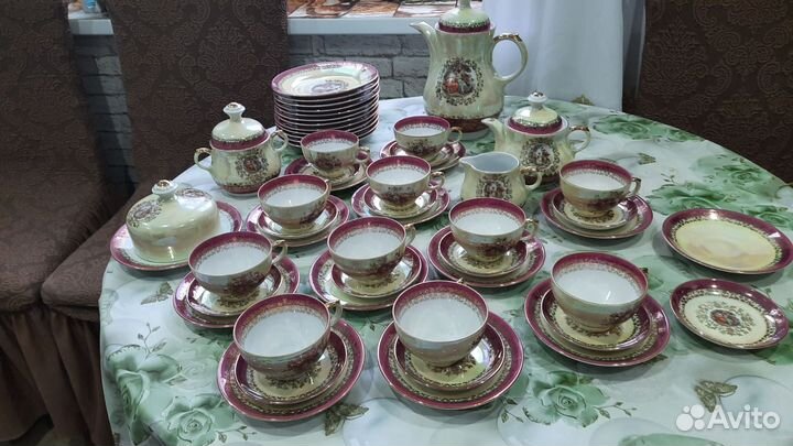 Чайный сервиз мадонна гдр 12 персон, 52 предмета