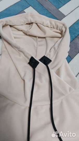 Толстовка с капюшоном,44 размер
