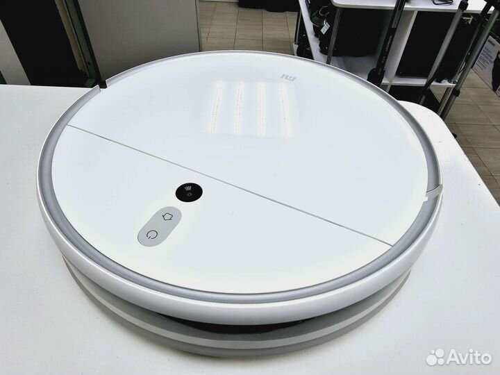Робот-пылесос Xiaomi Mi Robot Vacuum-Mop как новые