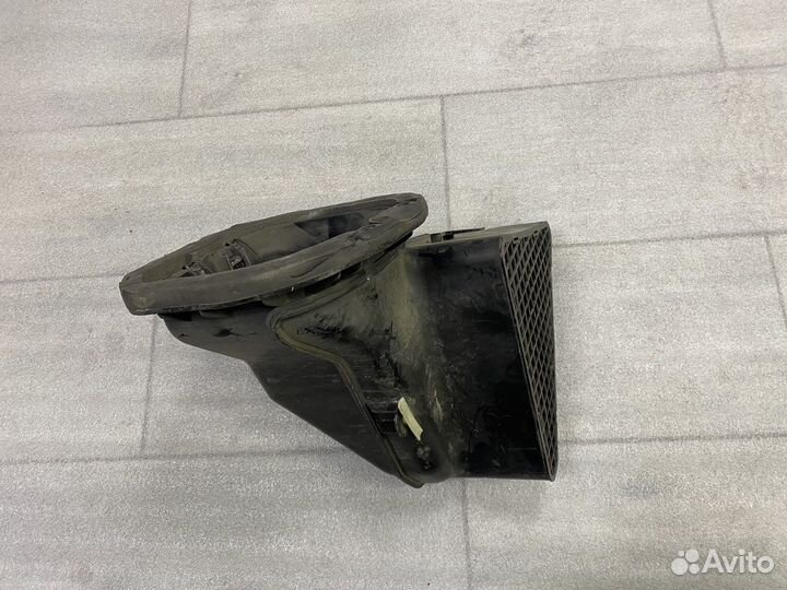 Воздухозаборник Ауди К7 4L