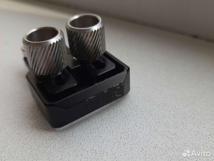 Зажим для кабеля USB Type-C для Fujifilm X-T4