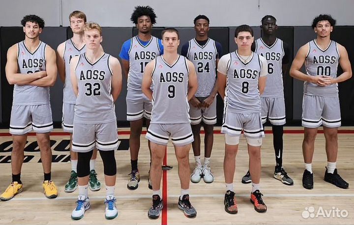 Тренер по баскетболу