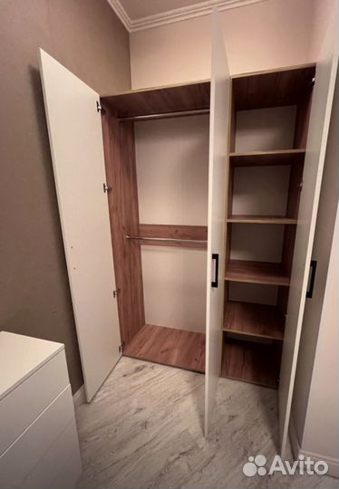 Шкаф распашной