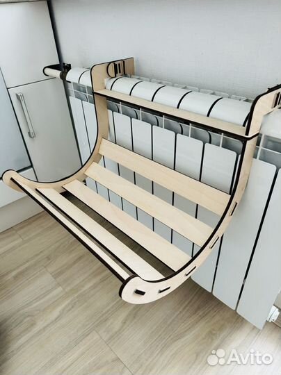 Гамак лежанка на батарею для кошек