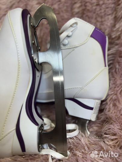 Коньки для девочки 37размер