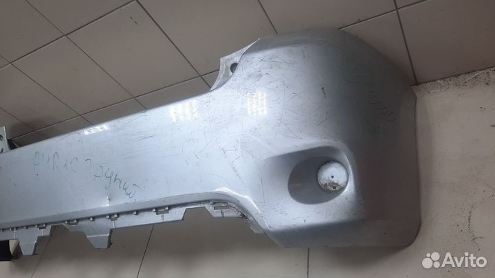 Бампер задний Toyota Auris