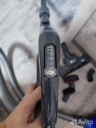 Пылесос LG kompressor