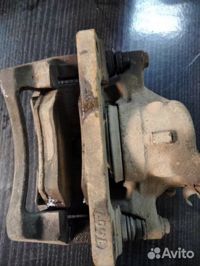 Суппорт передний правый Chery Tiggo T11 2.4 2007