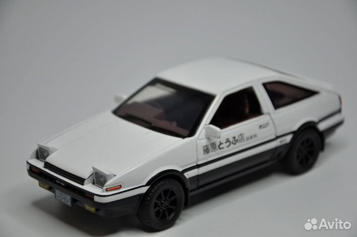 Модель авто Toyota Sprinter Trueno AE86 1:32 метал