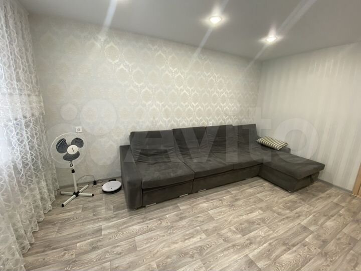 3-к. квартира, 64 м², 9/9 эт.