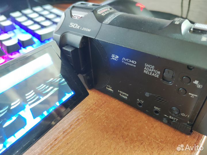 Видеокамера Panasonic HC-V760
