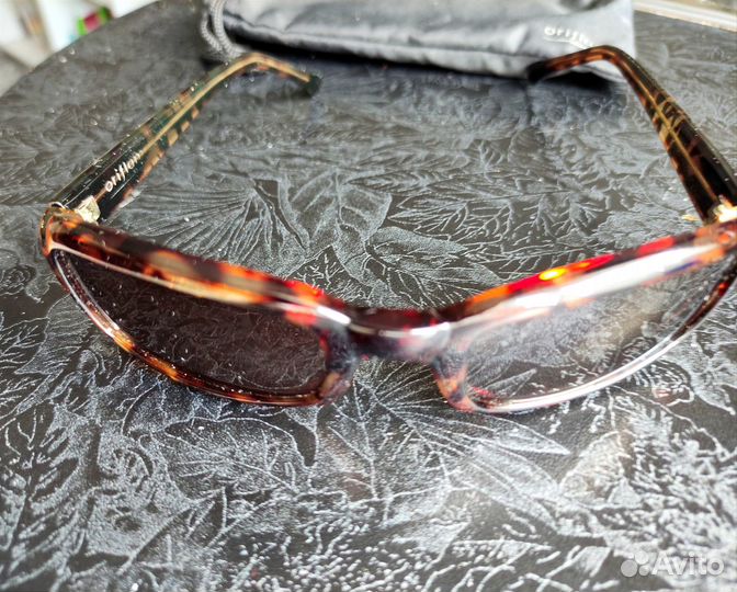 Солнцезащитные очки женские