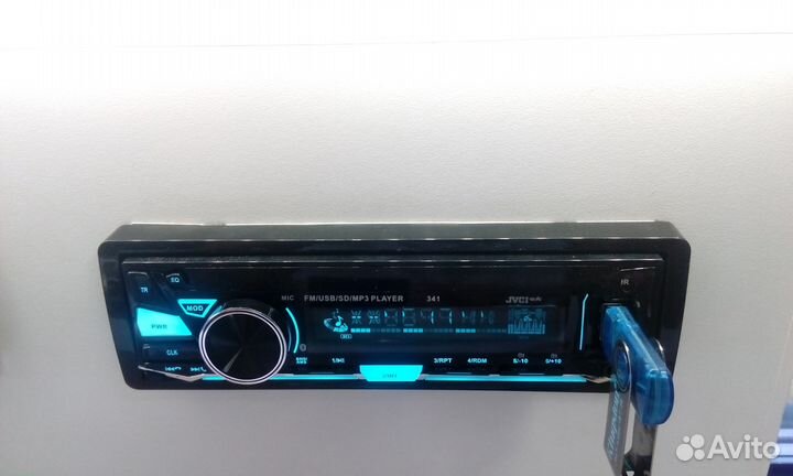 Магнитола JVCl блютуз